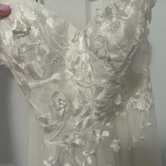 Anthropologie “The Ivy” Ivory Strapless Wedding Dress